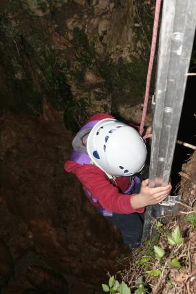 grotta del ciclamino 25 aprile 2012_039.JPG